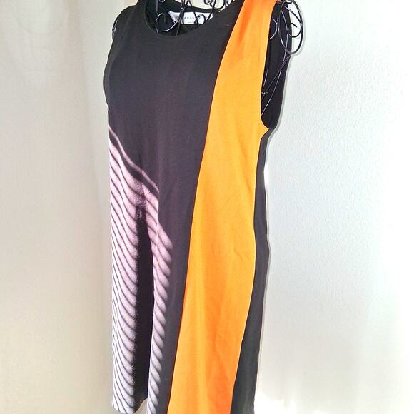 Stylish Black and Orange Sleeveless Dress - Picture 1 of 5